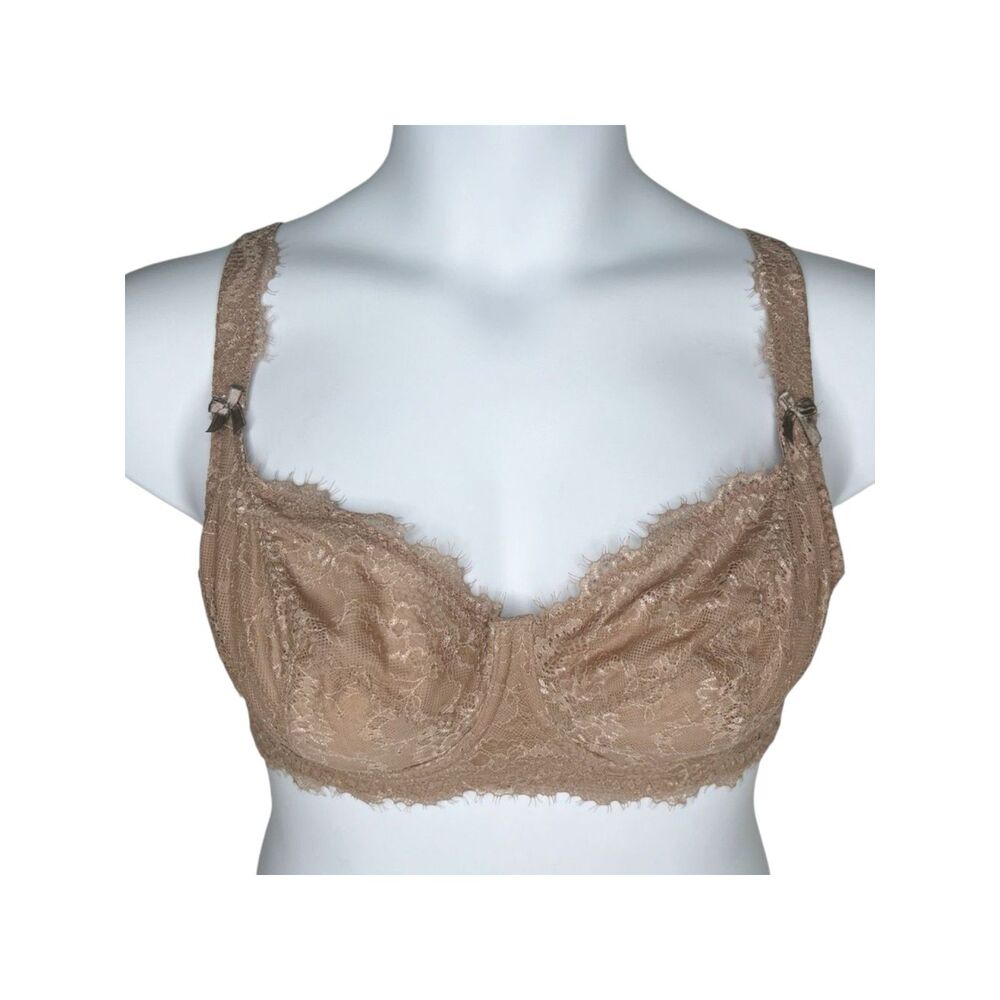 Leonisa Back Smoothing Lace Bra sz 38C * Underwire Unpadded Shaping Elegant Tan